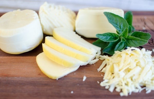 Cách làm phô mai Mozzarella chuẩn vị Ý