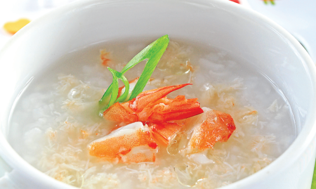 Cách nấu cháo tôm thơm ngon bổ dưỡng cho bé
