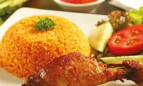 Cách làm cơm đùi gà xôi mỡ: Da giòn, thịt thơm, không dính dầu