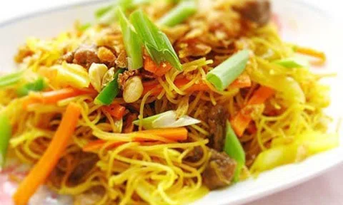 Bí quyết làm mì xào thập cẩm chinh phục người khó tính nhất