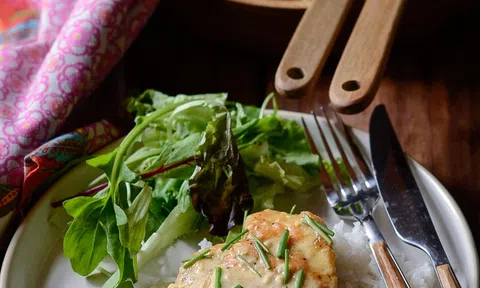 Cách làm món thịt gà sốt mù tạt ngon ngọt, béo ngậy