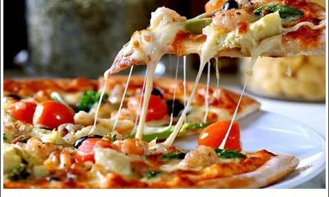 Cách làm bánh pizza hải sản không bị tanh như nhà hàng