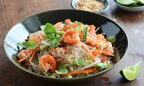 Cách làm miến trộn tôm thịt tuyệt ngon, ngon miệng mùa hè