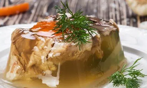 Cách nấu thịt đông chân giò ăn ngày lạnh cho người bận rộn