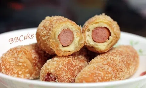 Cách làm xúc xích chiên xù chỉ trong 5 phút nhưng ăn ngon miễn chê