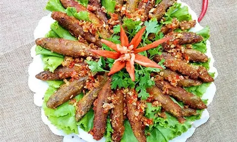 Cách làm cá bống chiên cay đậm đà, đưa cơm