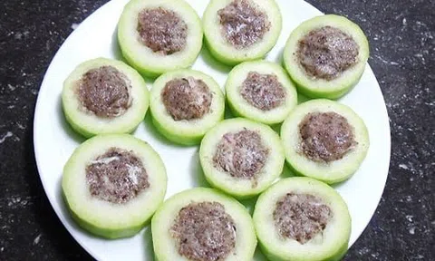 Ngọt thanh, lạ miệng với bí nhồi thịt