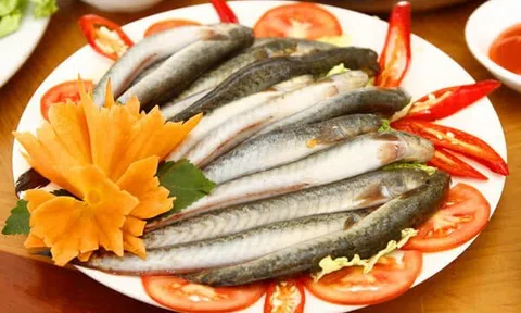 Mẹo làm cá kèo kho tộ không tanh, không nát cực kỳ đưa cơm