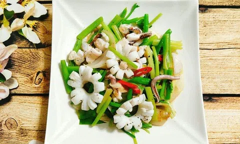 3 bước làm mực xào cần tỏi vừa giòn vừa ngon