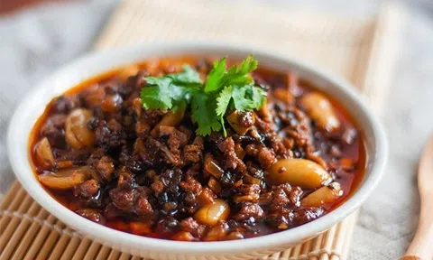 Cách làm món bò băm chưng mắm đậm đà khó quên