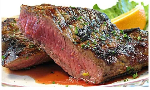 Muốn bò nướng ngon, bạn cần học ngay "bí quyết" ướp thịt này