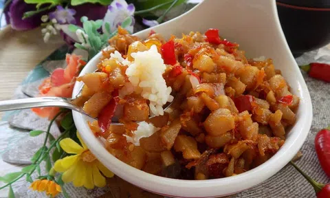 Cách làm món tóp mỡ chua ngọt ăn kèm cơm ngon hết ý