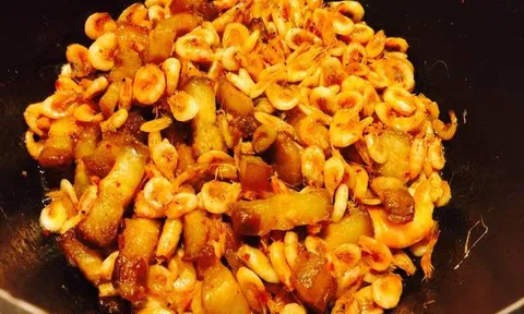 6 bước bắt buộc để món tép rang thịt đậm đà hương vị đồng quê