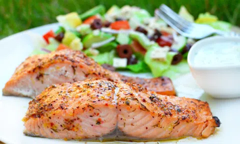 Cá hồi nướng sẽ cực đậm đà nếu có thêm gia vị này