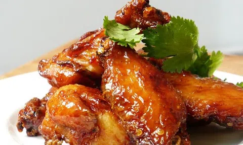 Tự tay làm cánh gà chiên mật ong ngon miễn chê