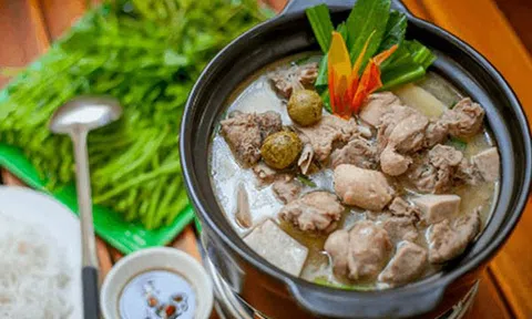 Vịt om sấu -  "Bản giao hưởng đẹp" trong thực đơn ngày hè