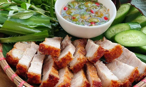 Cách làm thịt ba chỉ quay giòn bì đơn giản tại nhà