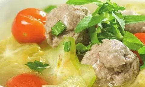 Cách làm món canh khế nấu thịt bò cho bữa cơm gia đình