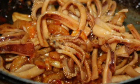 Cách làm mực khô xào miến thơm ngon khó cưỡng