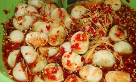 Cách muối cà ngon, giòn đúng kiểu miền Trung