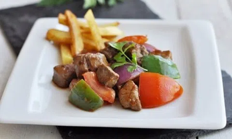 Cách làm món bò lúc lắc ngọt mềm, đơn giản nhất