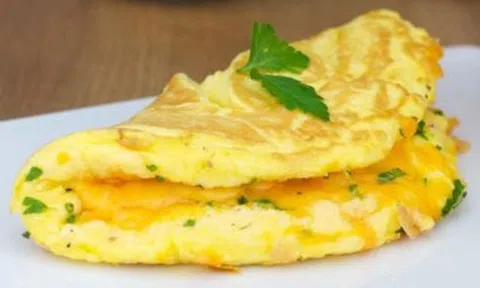 Cách làm món trứng chiên sữa tươi thơm ngon, bé biếng ăn cũng thích mê