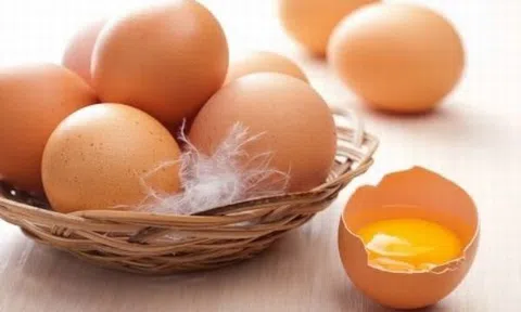 Mẹo nhận biết trứng gà còn tươi hay đã hỏng