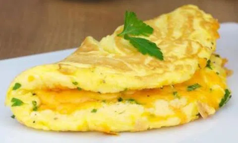 Cách làm món trứng chiên sữa tươi thơm ngon, bé biếng ăn cũng thích mê