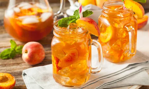 Cách làm trà đào cam sả giải nhiệt ngày nắng