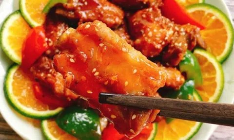 Mát trời, làm ngay món sườn heo sốt cam chua ngọt đậm đà đưa cơm