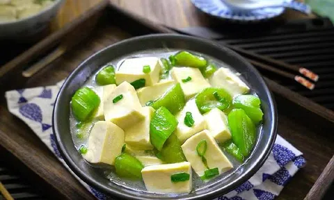 Cách làm canh mướp nấu đậu phụ thanh mát ngày hè