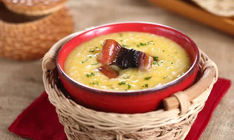 Cách nấu cháo lươn đậu xanh ngậy thơm bổ dưỡng cho bé ăn dặm