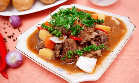 Vịt nấu tiêu xanh thơm cay đổi vị cho bữa cơm gia đình