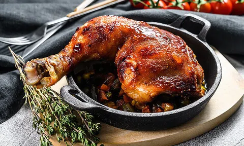 Bí quyết làm vịt nướng sa tế giòn bì