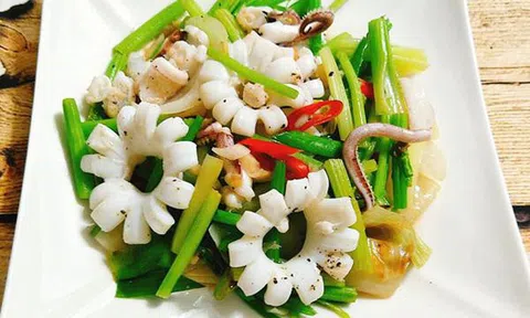3 bước làm mực xào cần tỏi vừa giòn vừa ngon