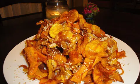 Mẹo làm khoai chiên ngào đường giòn rụm, thơm ngon