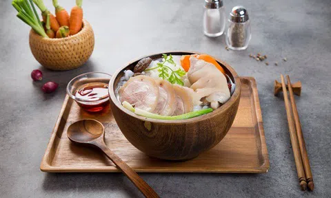 Cách nấu bánh canh giò heo thơm ngon đậm đà