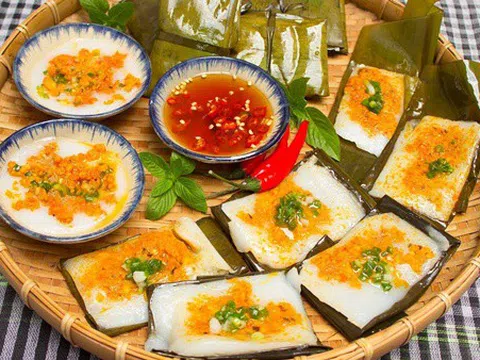 Thưởng thức bánh nậm xứ Huế hương vị làng quê, dân dã
