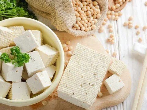 Điều gì xảy ra với cơ thể khi ăn đậu phụ?