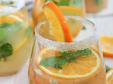 Mùa hè bổ sung dinh dưỡng thế nào cho khoa học?