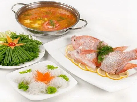 Ra mắt mẹ chồng ấn tượng với món lẩu cá diêu hồng kiểu Thái