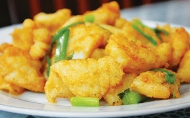 Mực chiên bơ thơm lừng ngày cuối tuần